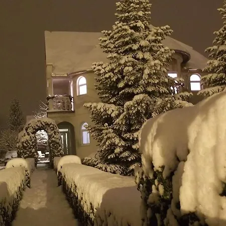 بيت ضيافة Andrea كيستاي